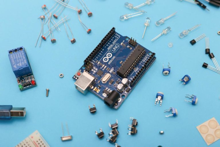 O que é Arduino, para que serve e primeiros passos [2023]