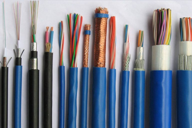 pra-que-servem-os-cabos-de-audio