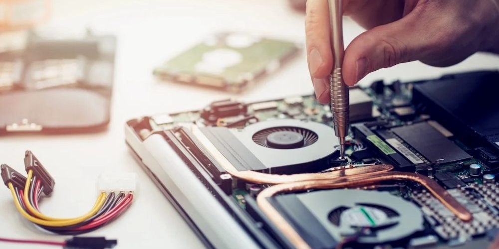 manutencao-de-computadores-em-empresa-especializada