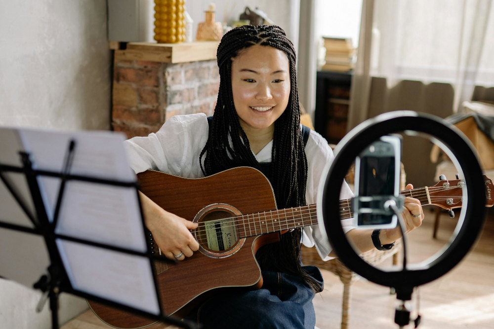 dicas-para-melhorar-o-audioa-da-live-streaming-1000×667